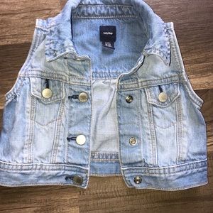 Old Navy and OshKosh tie bottom button up tanks.